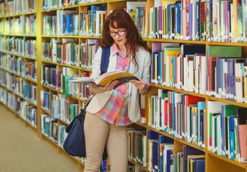 從公職到商業巨擘 一位圖書發行家的逆襲之路